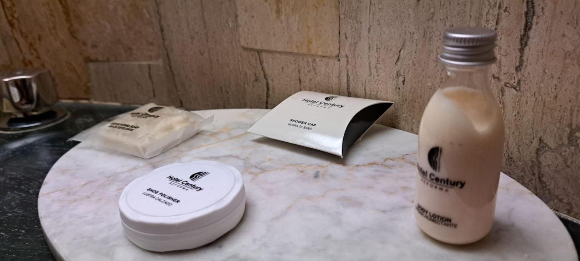 Hotel Century Reforma Mexico City Room photo
